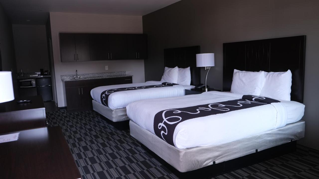 Catoosa Inn & Suites Exteriör bild