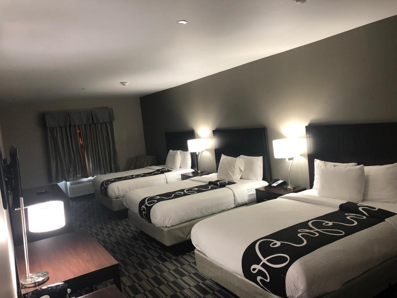 Catoosa Inn & Suites Exteriör bild